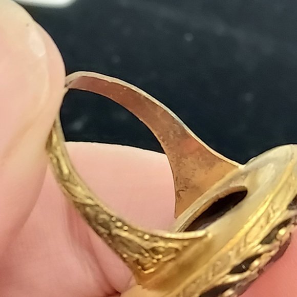 Victorian Brass Deep Purple colored Rhinestone Ring - Picture 12 of 13